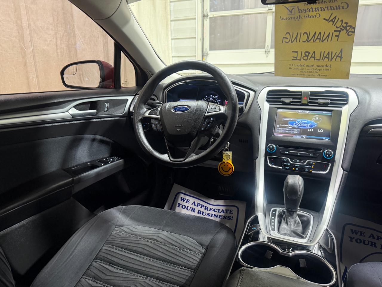 Ford Fusion 4dr Sdn SE FWD 2016