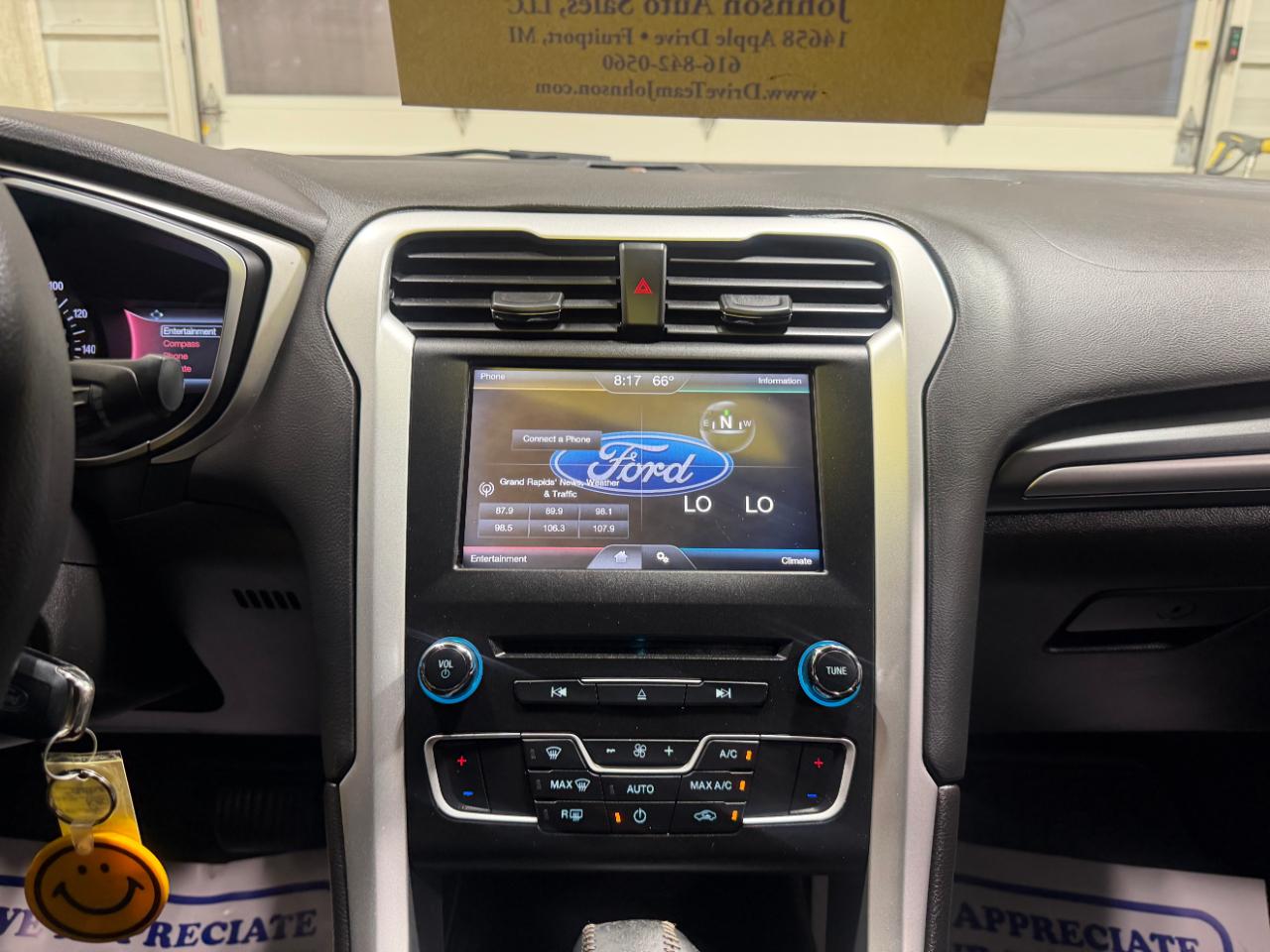 Ford Fusion 4dr Sdn SE FWD 2016