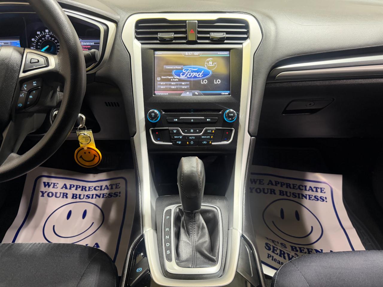 Ford Fusion 4dr Sdn SE FWD 2016