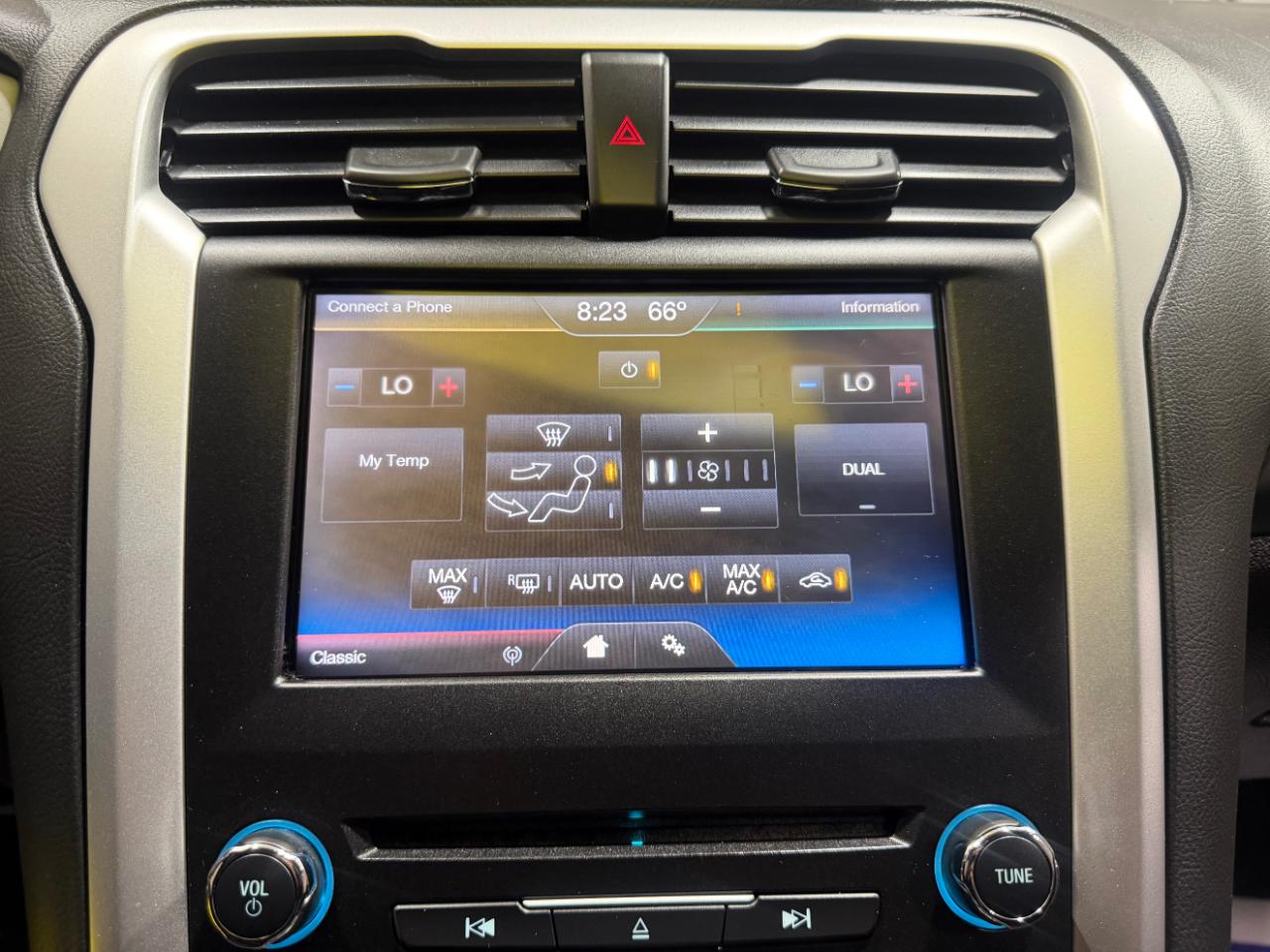 Ford Fusion 4dr Sdn SE FWD 2016