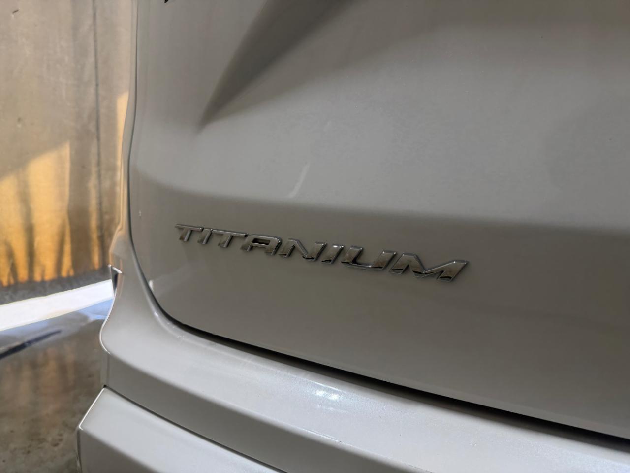 Ford Edge Titanium AWD 2022
