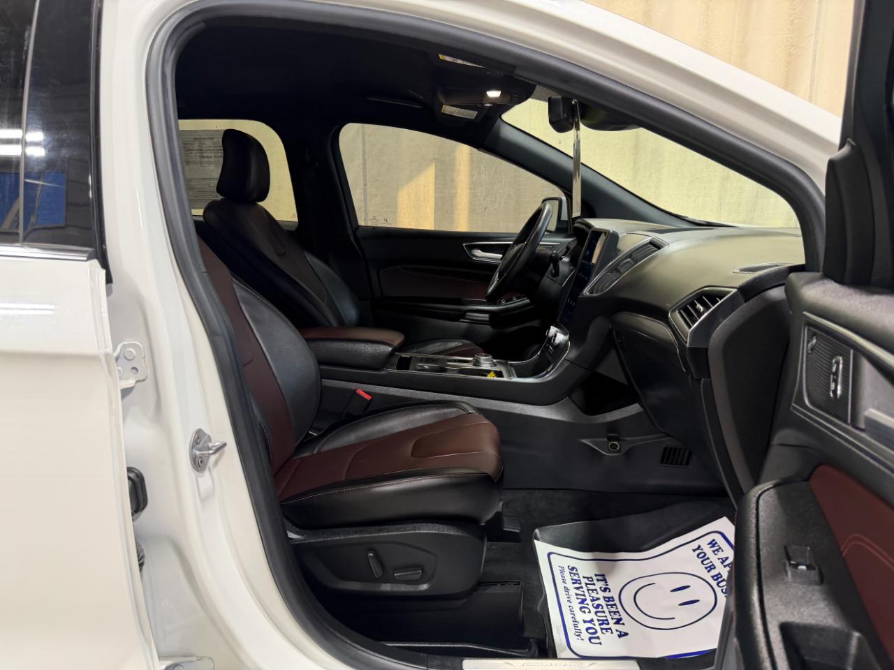 Ford Edge Titanium AWD 2022