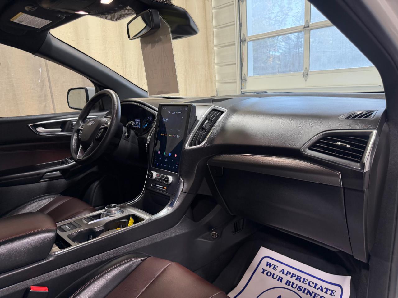 Ford Edge Titanium AWD 2022