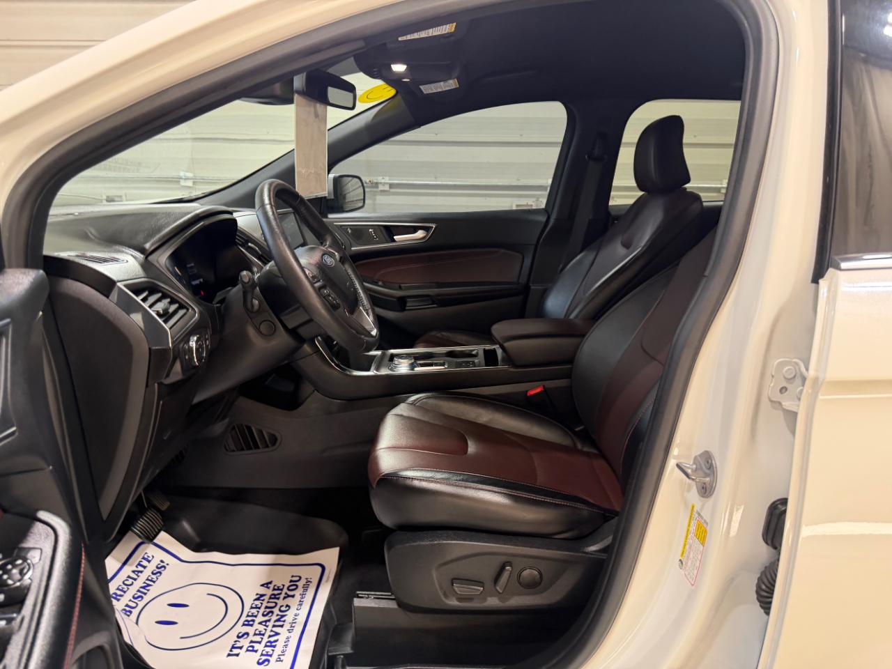 Ford Edge Titanium AWD 2022