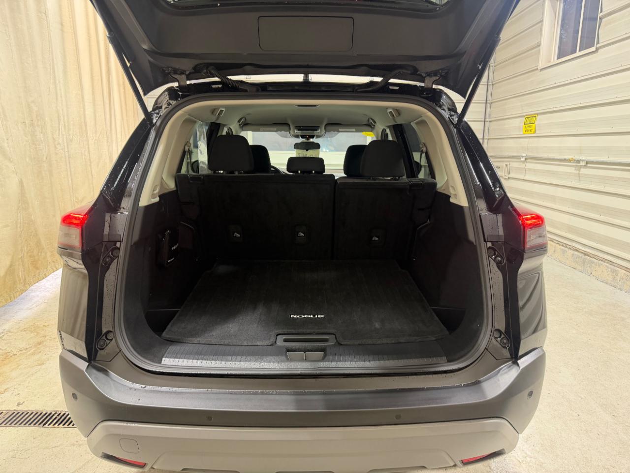 Nissan Rogue AWD SV 2022