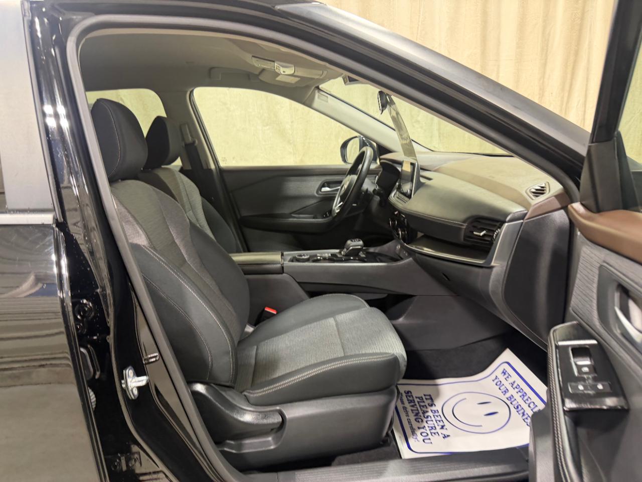 Nissan Rogue AWD SV 2022