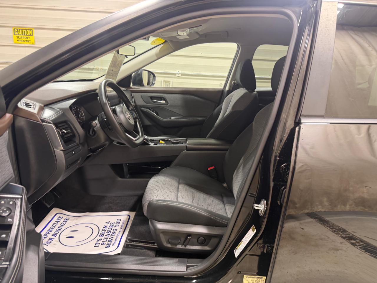 Nissan Rogue AWD SV 2022