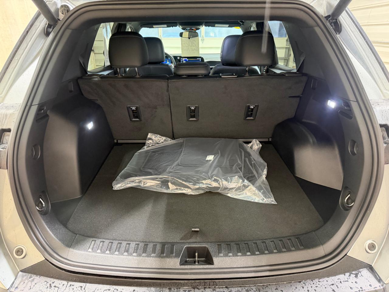 Chevrolet Equinox AWD 4dr LT w/2LT 2025