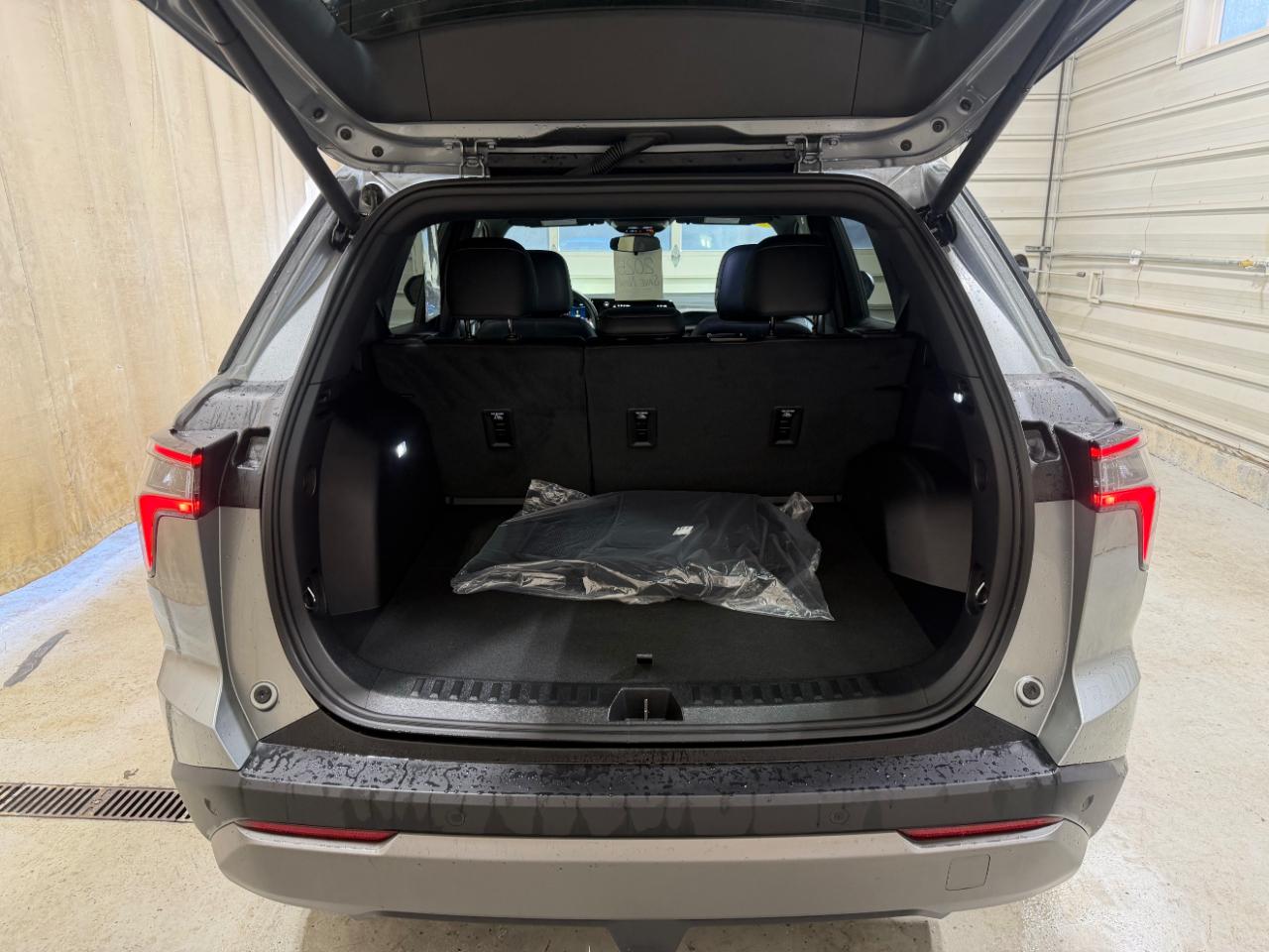 Chevrolet Equinox AWD 4dr LT w/2LT 2025