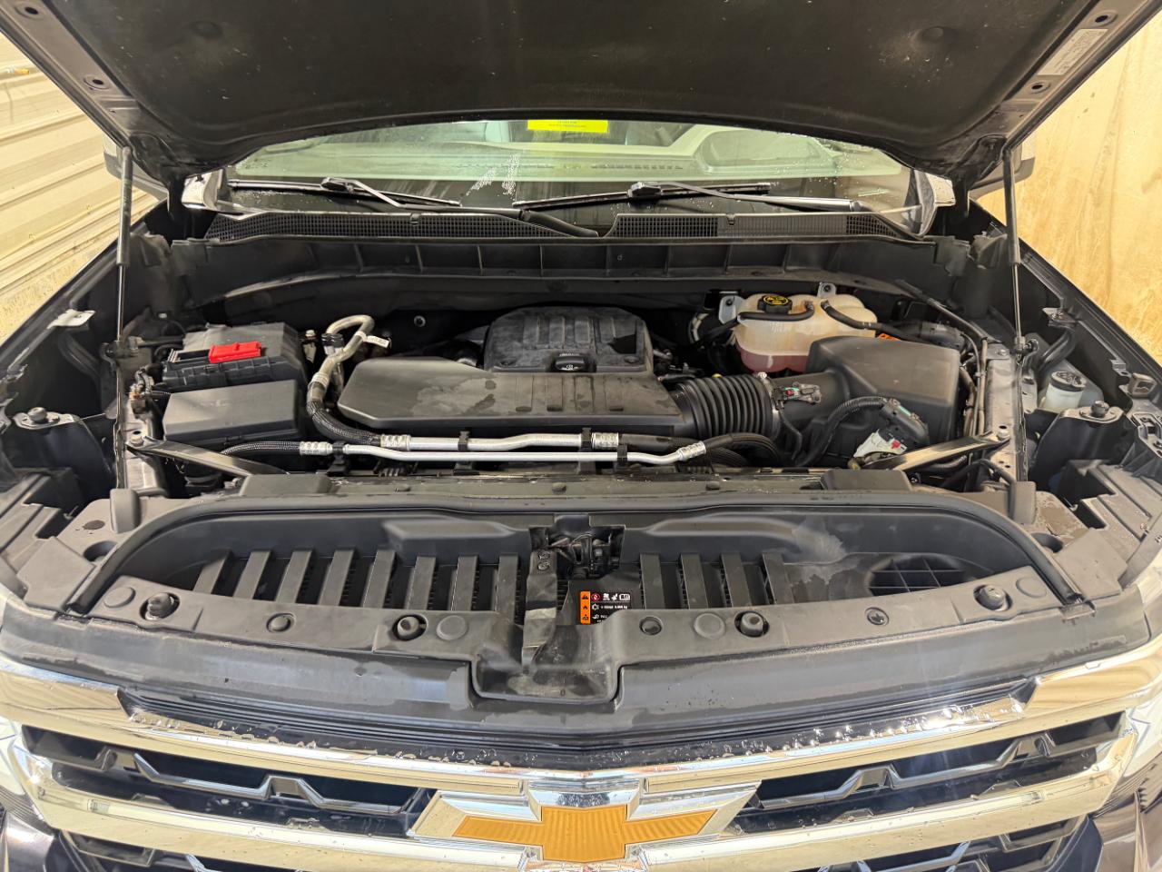 Chevrolet Silverado 1500 4WD Crew Cab 147" LT w/1LT 2023
