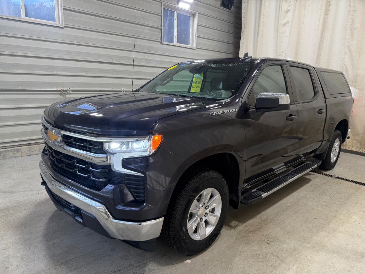 Chevrolet Silverado 1500 4WD Crew Cab 147" LT w/1LT 2023