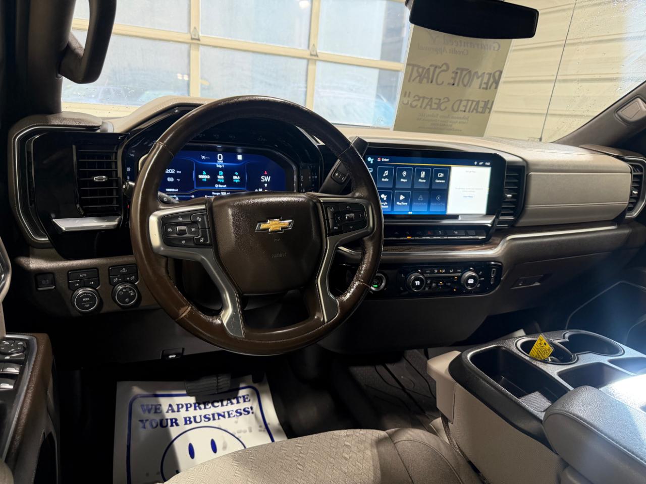 Chevrolet Silverado 1500 4WD Crew Cab 147" LT w/1LT 2023