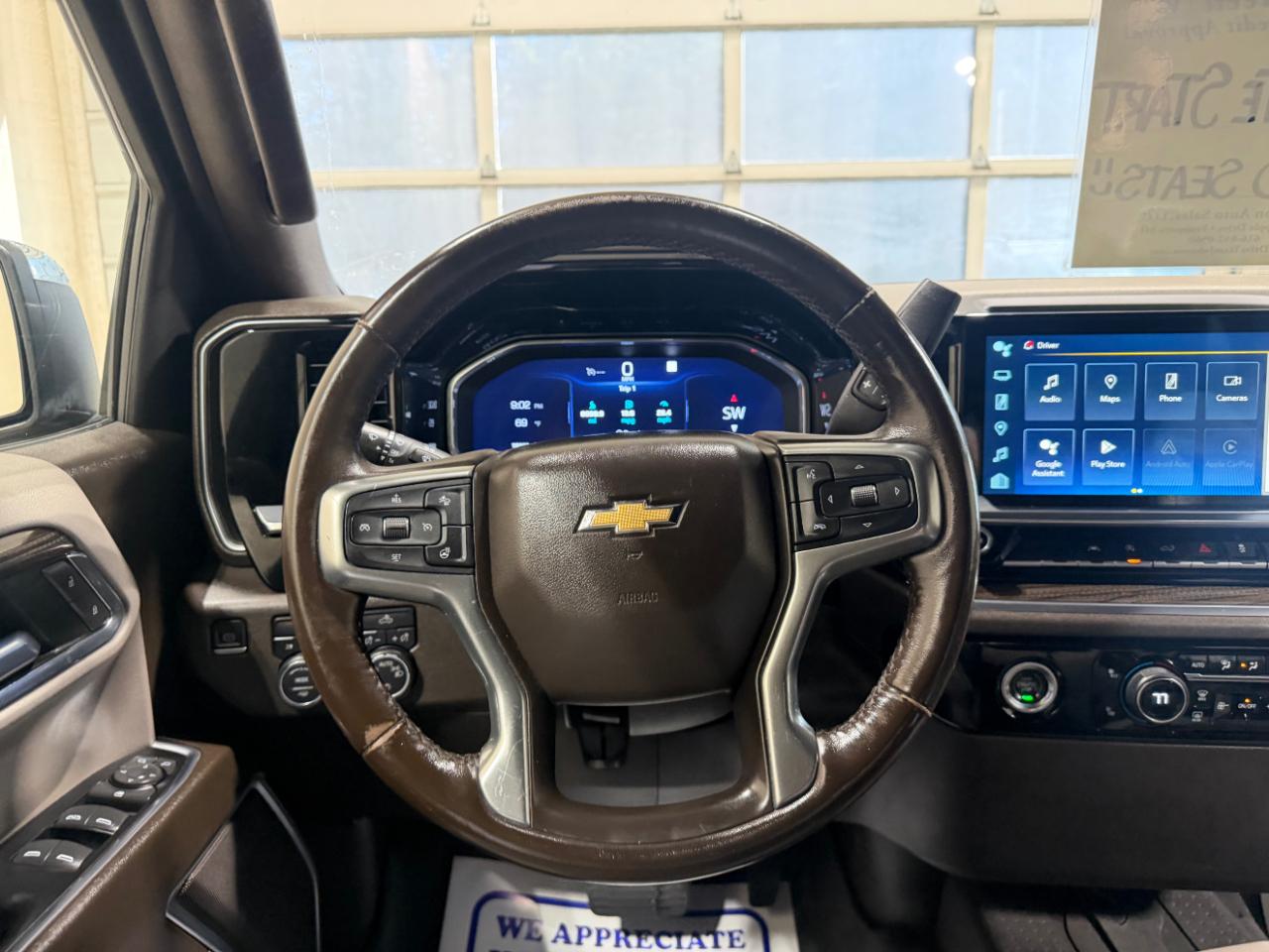 Chevrolet Silverado 1500 4WD Crew Cab 147" LT w/1LT 2023