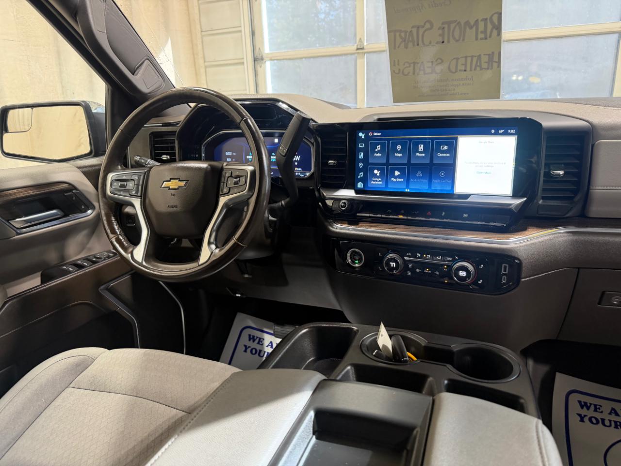 Chevrolet Silverado 1500 4WD Crew Cab 147" LT w/1LT 2023