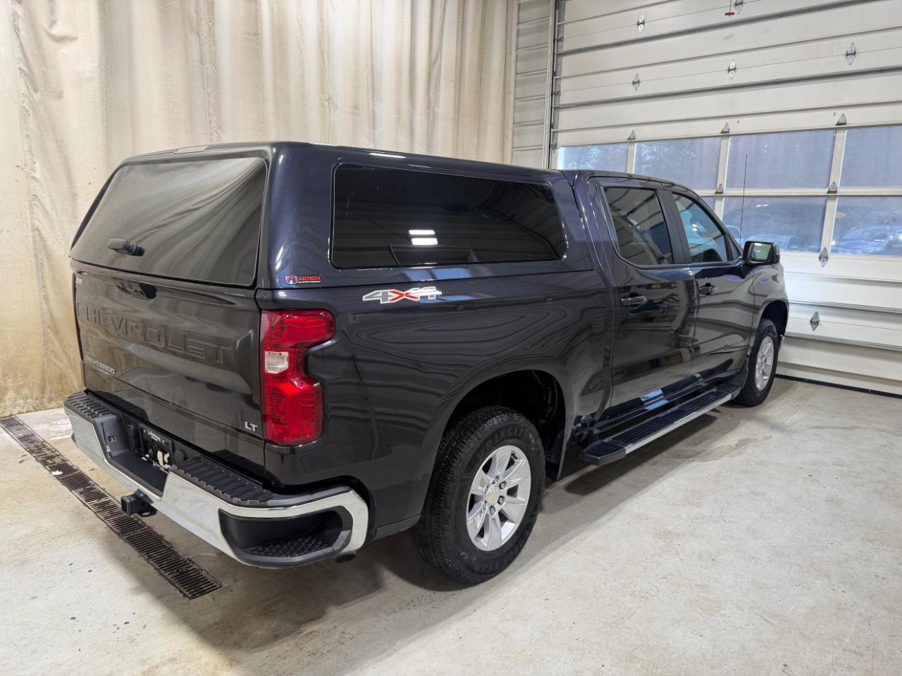 Chevrolet Silverado 1500 4WD Crew Cab 147" LT w/1LT 2023