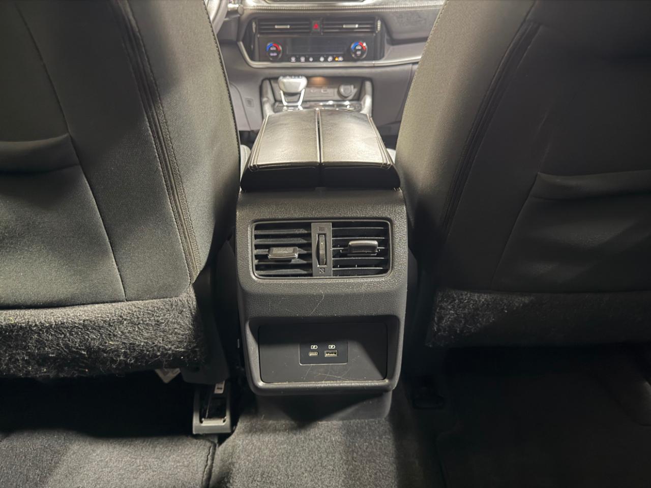 Nissan Rogue FWD SV 2021