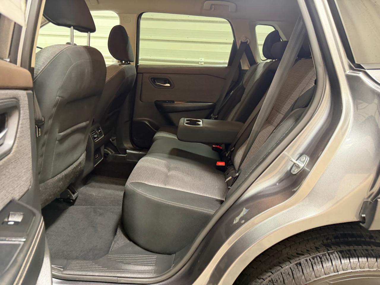 Nissan Rogue FWD SV 2021