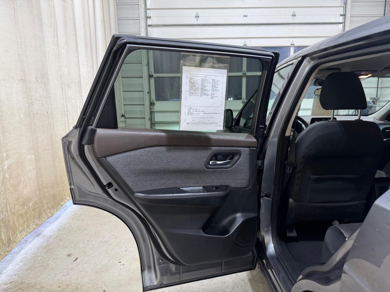 Nissan Rogue FWD SV 2021