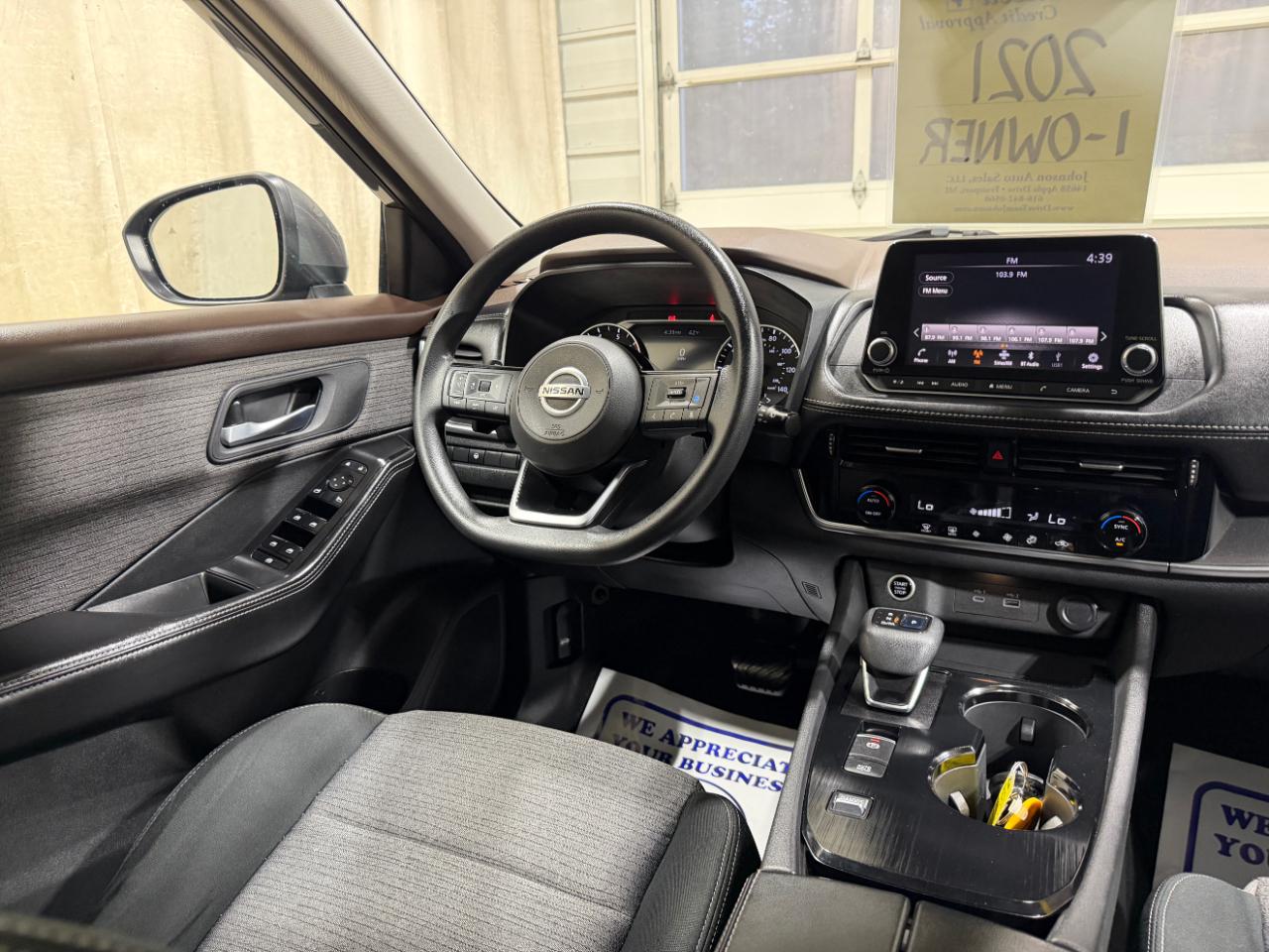 Nissan Rogue FWD SV 2021
