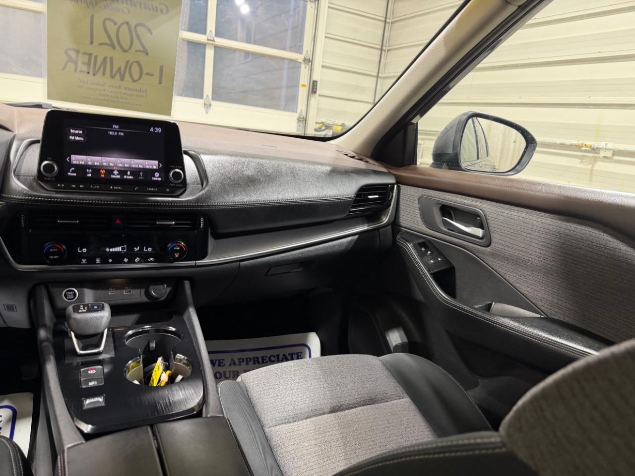 Nissan Rogue FWD SV 2021