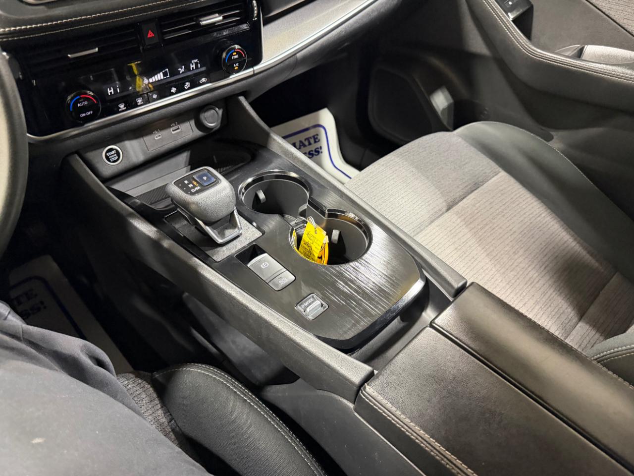 Nissan Rogue FWD SV 2021