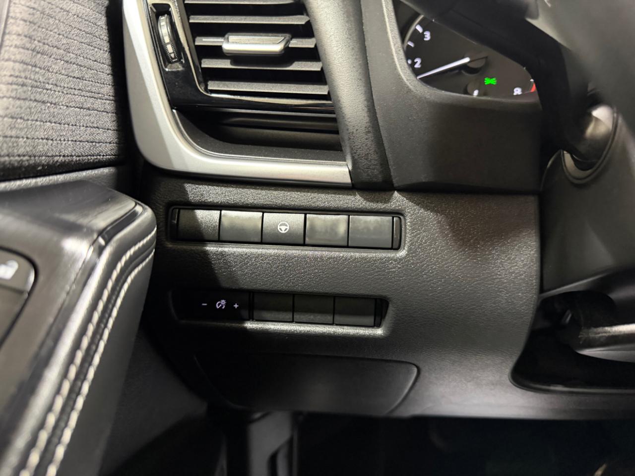 Nissan Rogue FWD SV 2021