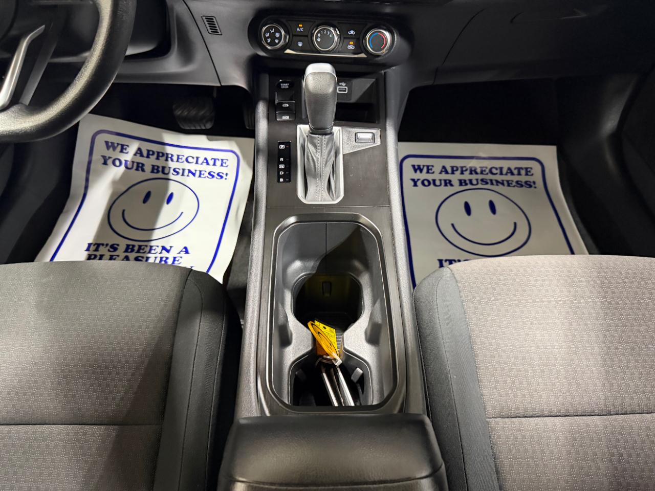 Nissan Kicks S AWD 2025