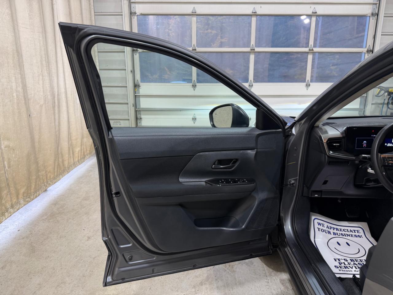 Nissan Kicks S AWD 2025