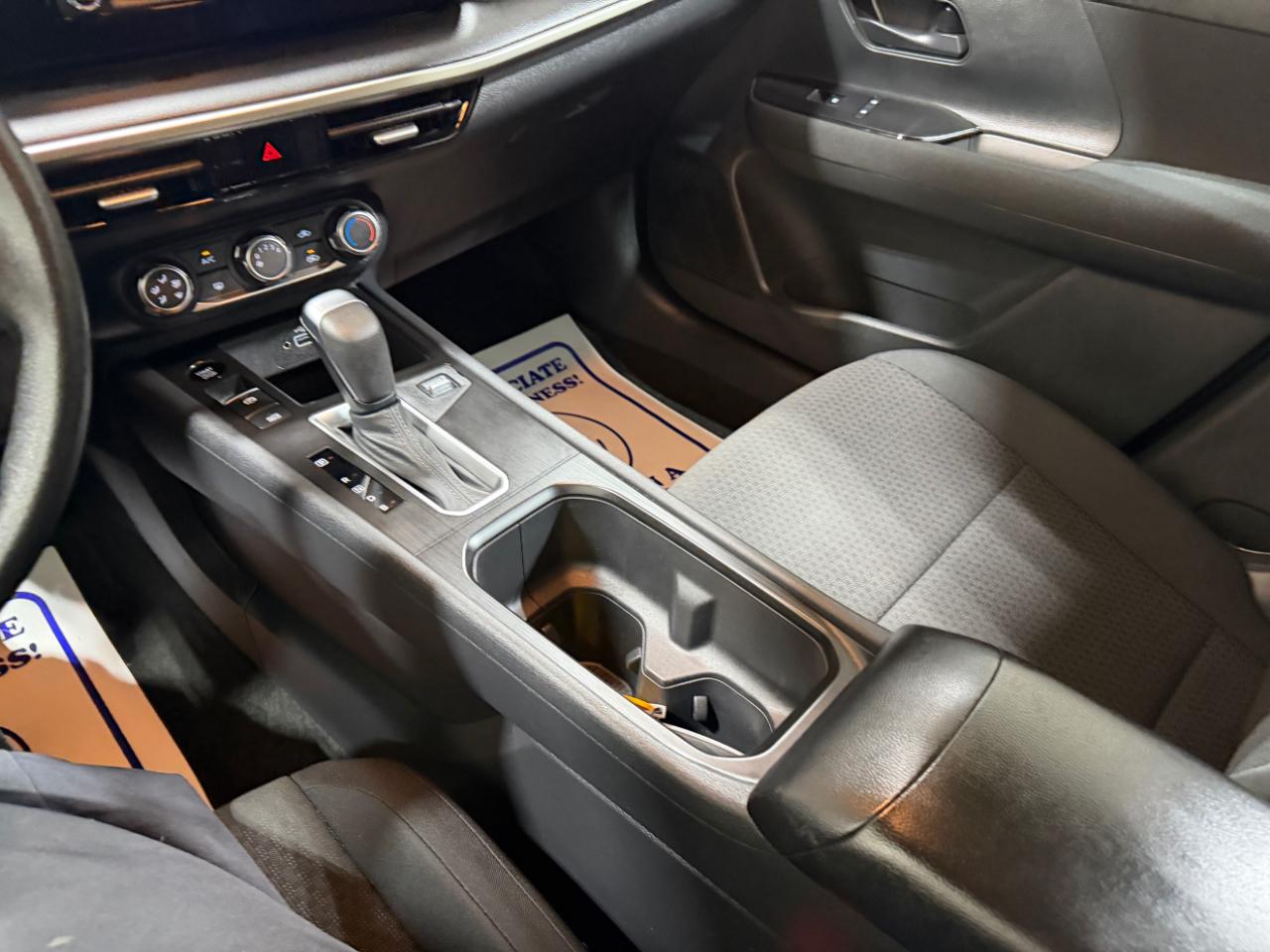 Nissan Kicks S AWD 2025