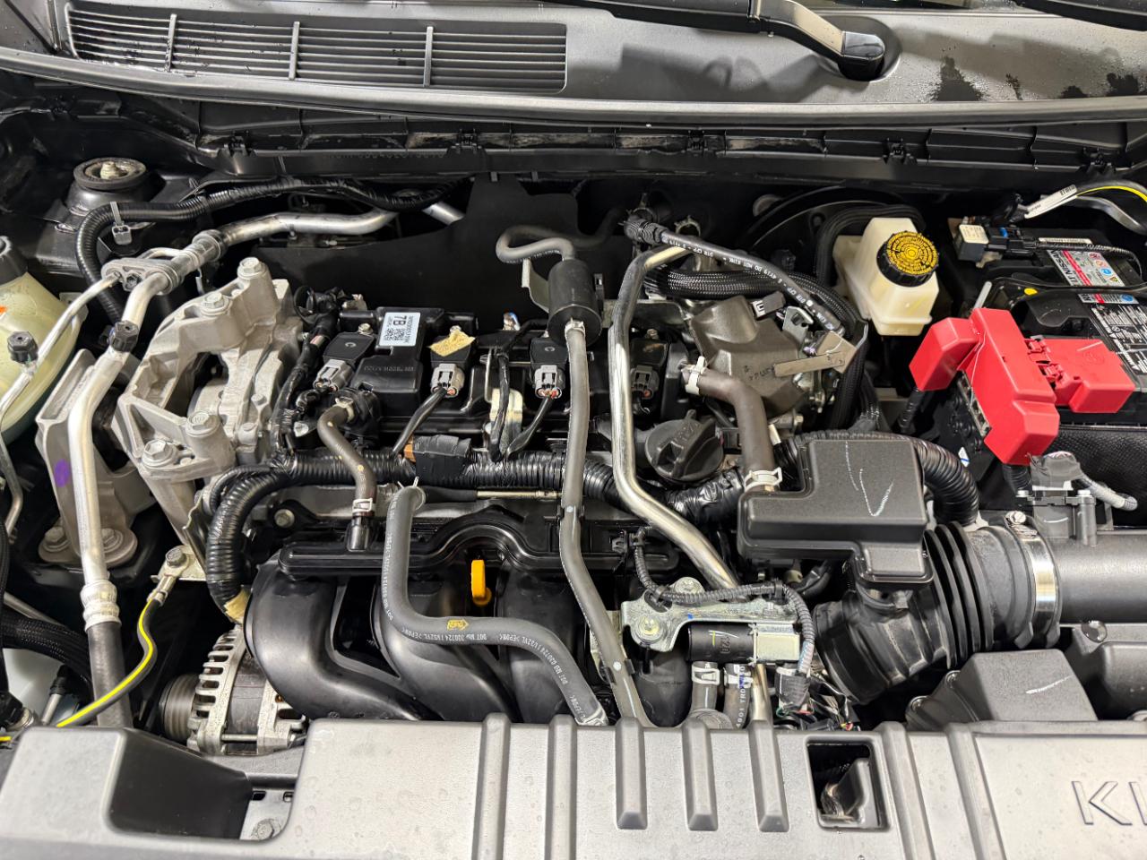 Nissan Kicks S AWD 2025