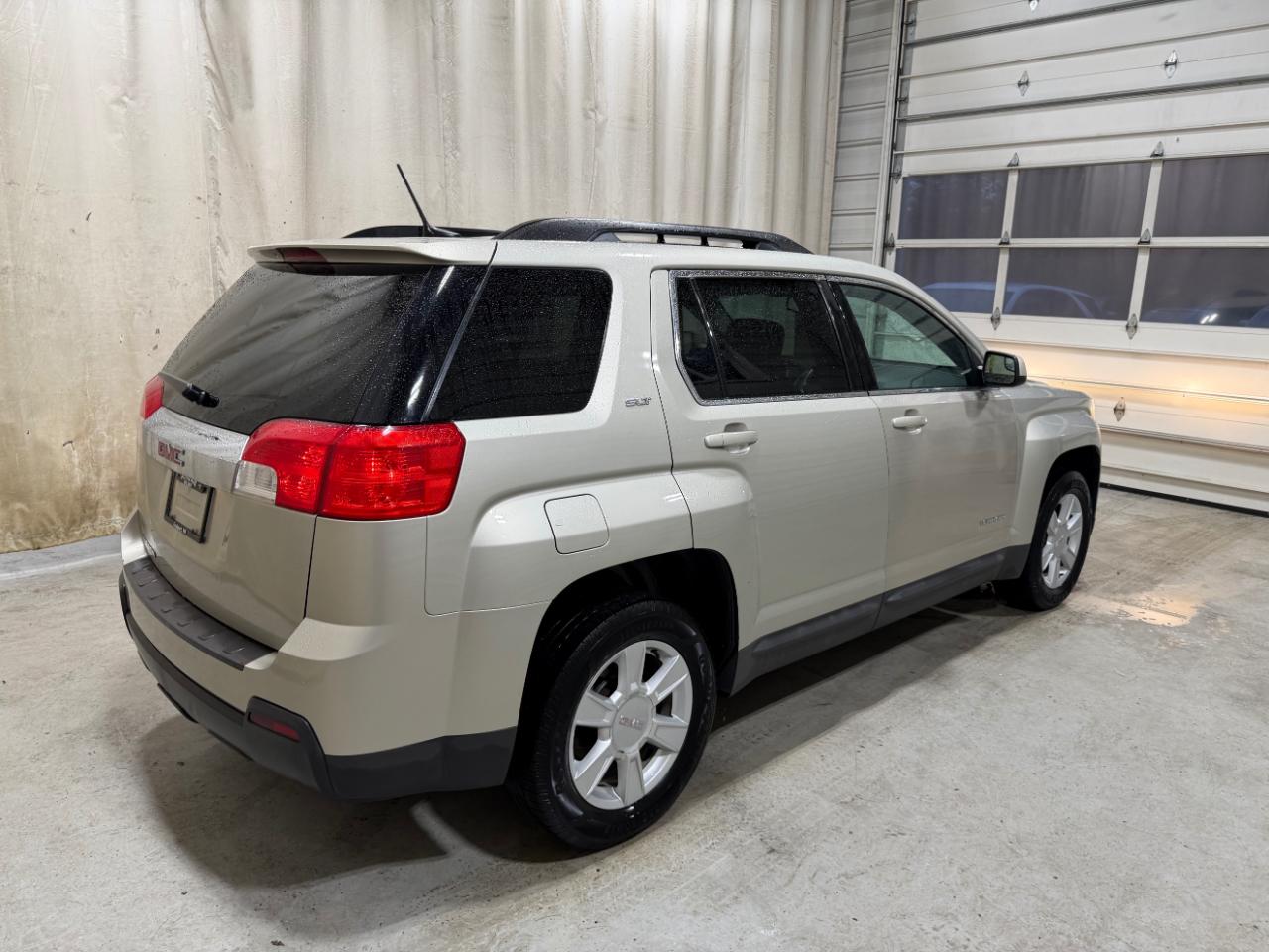 GMC Terrain FWD 4dr SLT w/SLT-1 2013