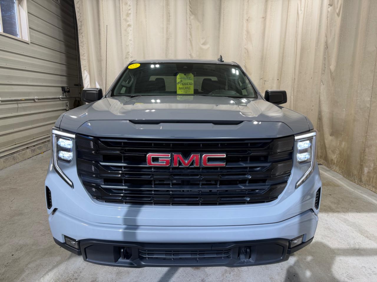 GMC Sierra 1500 4WD Crew Cab 147" Elevation w/3VL 2024