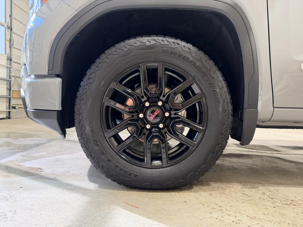 GMC Sierra 1500 4WD Crew Cab 147" Elevation w/3VL 2024