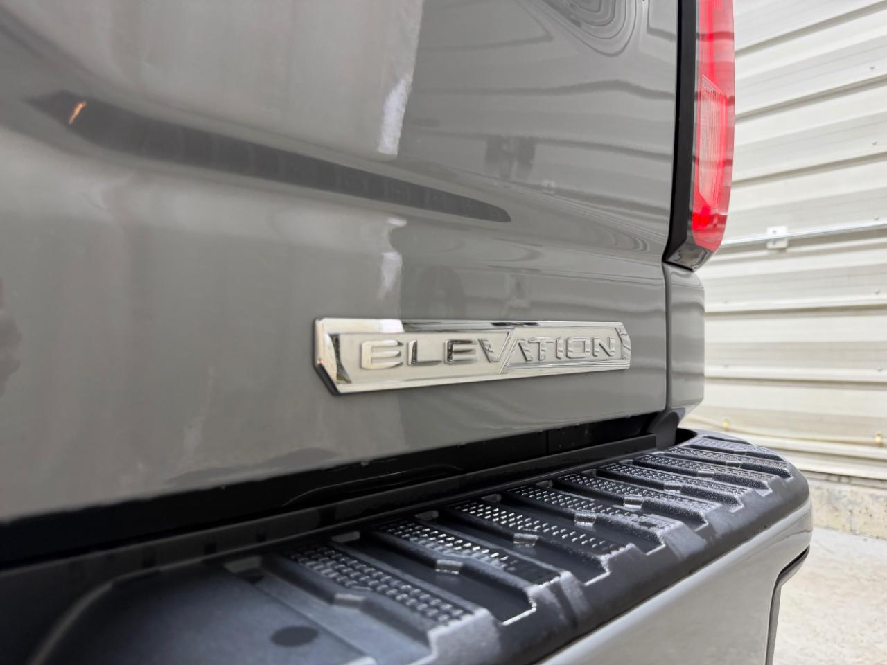 GMC Sierra 1500 4WD Crew Cab 147" Elevation w/3VL 2024