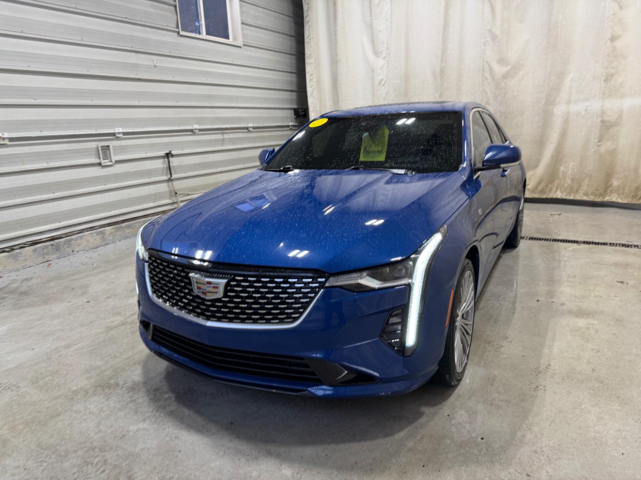 Cadillac CT4 4dr Sdn Premium Luxury 2021