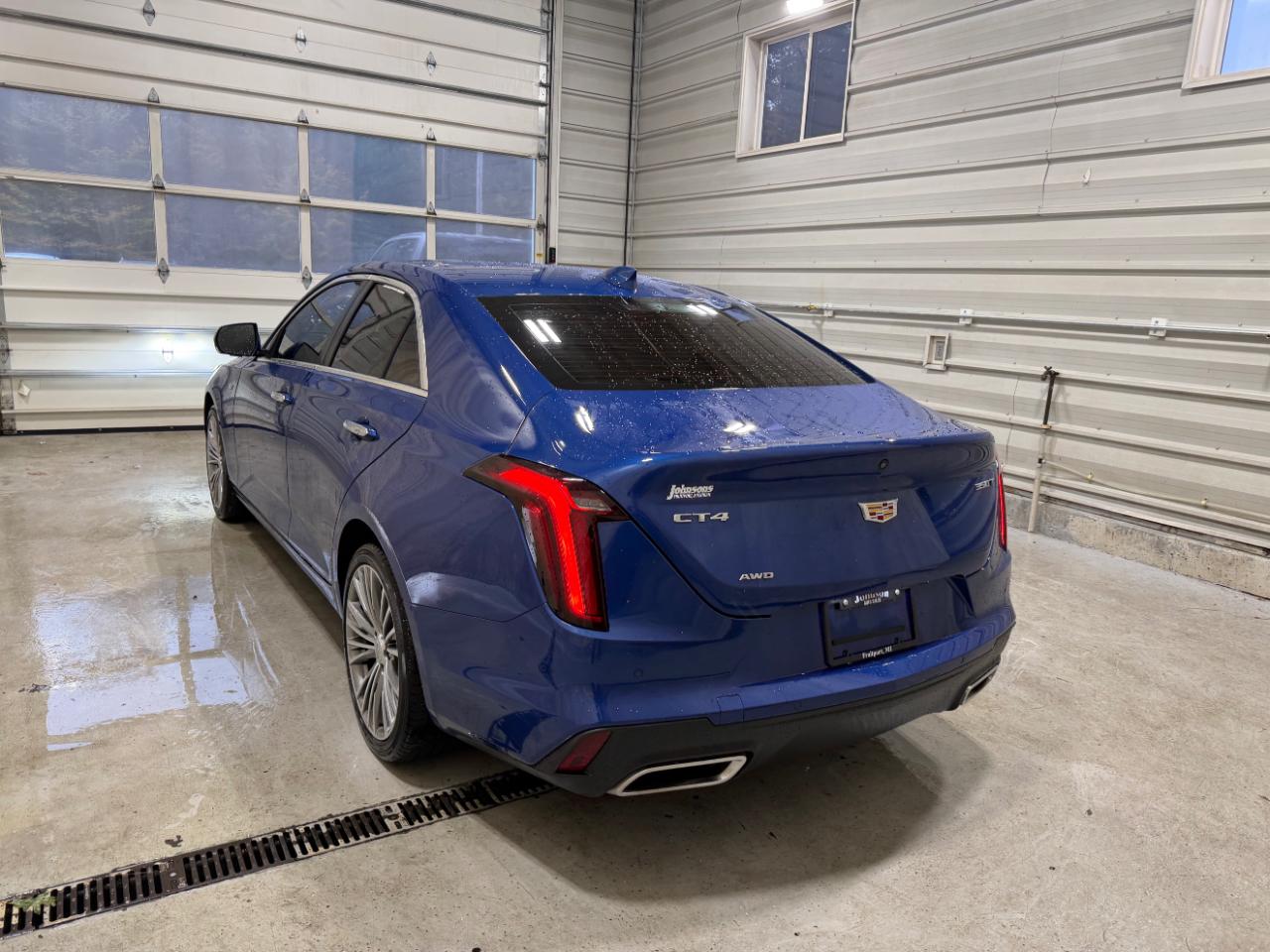 Cadillac CT4 4dr Sdn Premium Luxury 2021