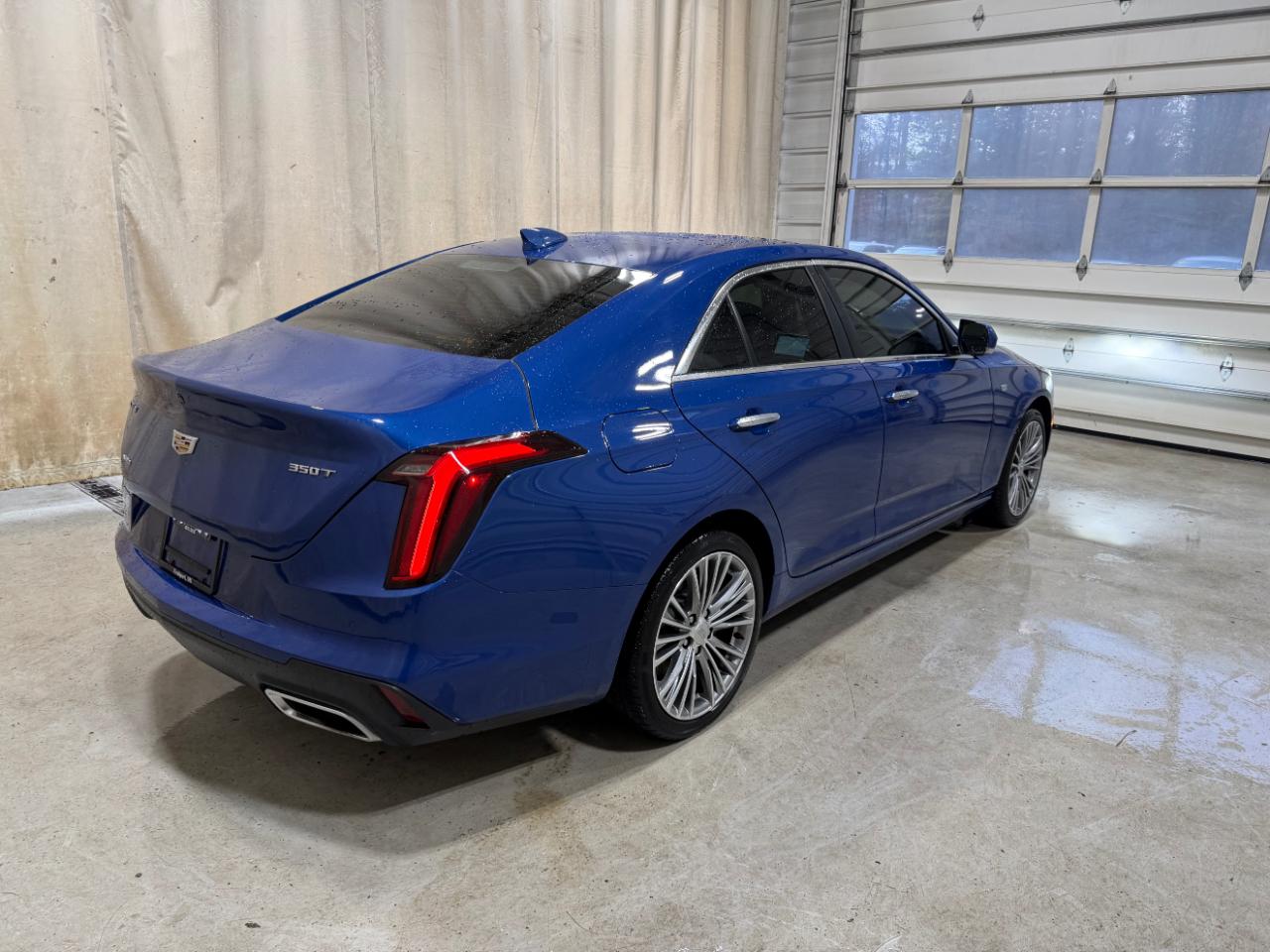 Cadillac CT4 4dr Sdn Premium Luxury 2021