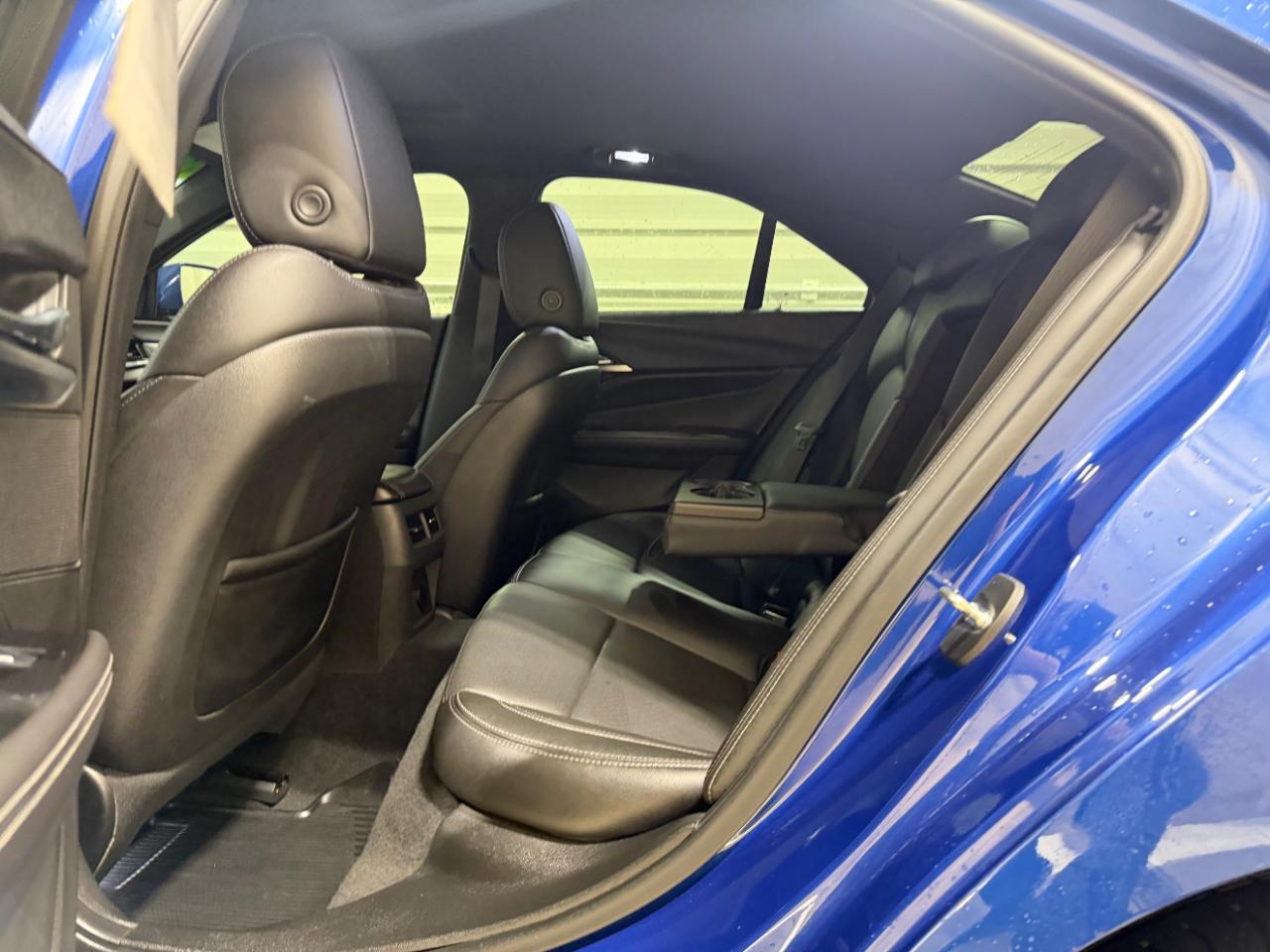 Cadillac CT4 4dr Sdn Premium Luxury 2021