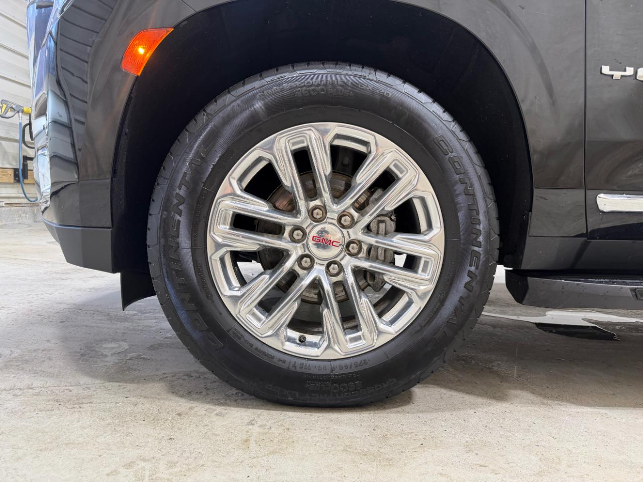 GMC Yukon 4WD 4dr SLT 2022