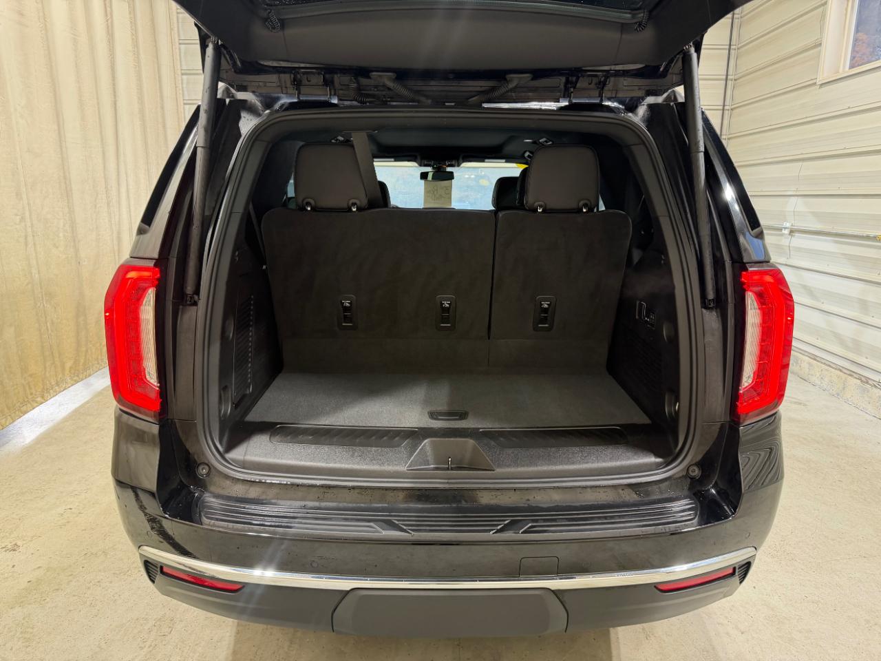 GMC Yukon 4WD 4dr SLT 2022