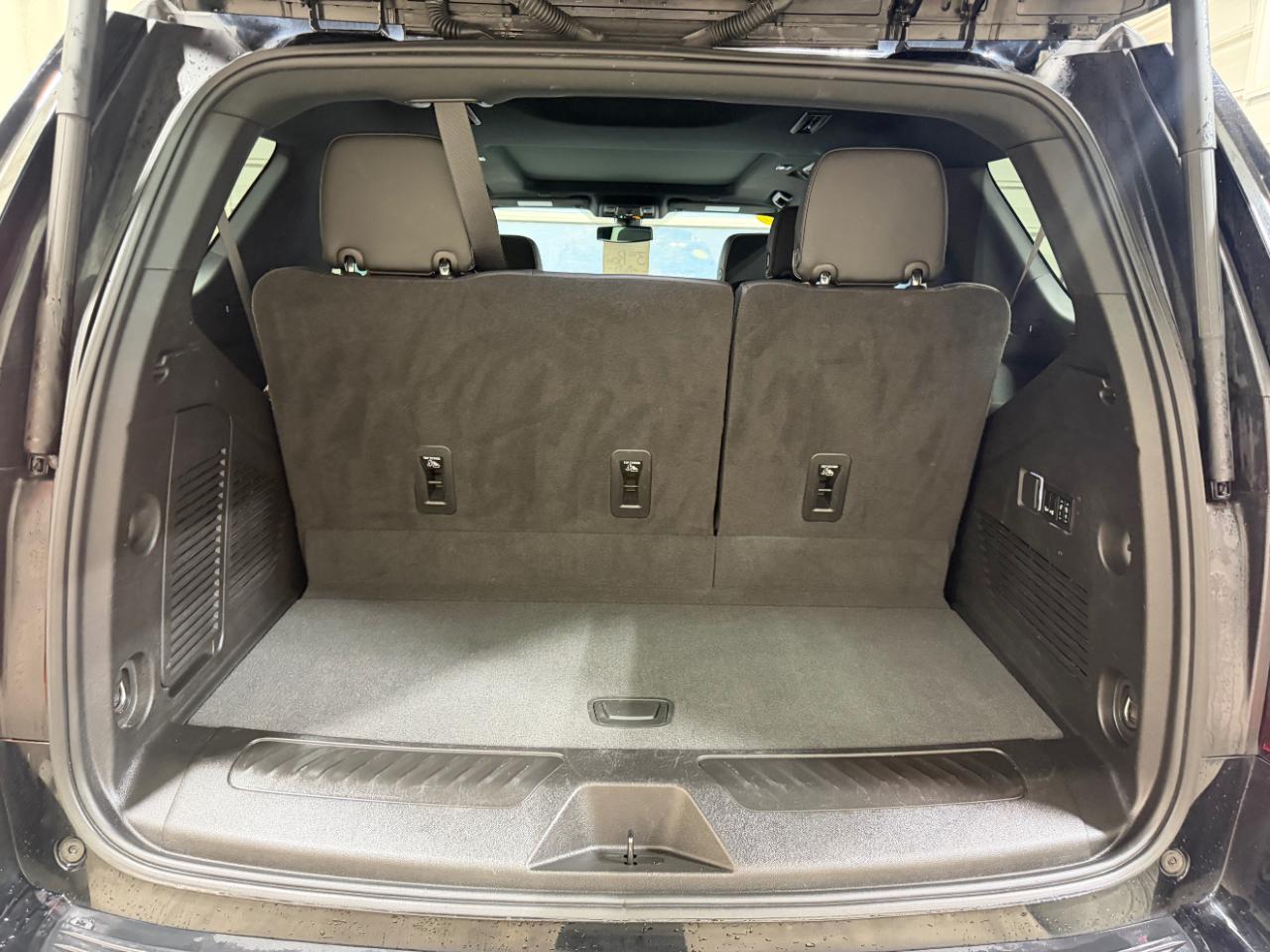 GMC Yukon 4WD 4dr SLT 2022
