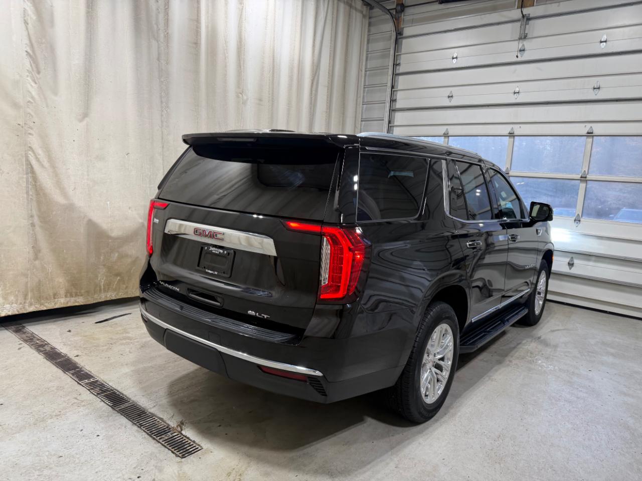 GMC Yukon 4WD 4dr SLT 2022