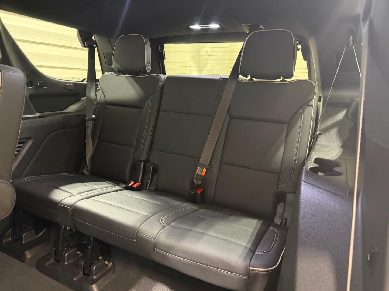 GMC Yukon 4WD 4dr SLT 2022
