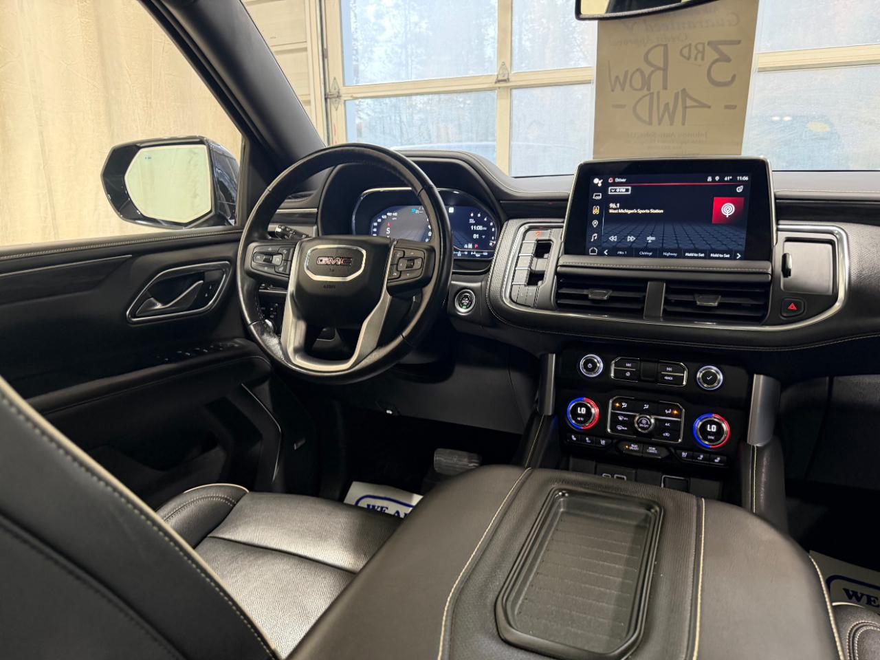 GMC Yukon 4WD 4dr SLT 2022