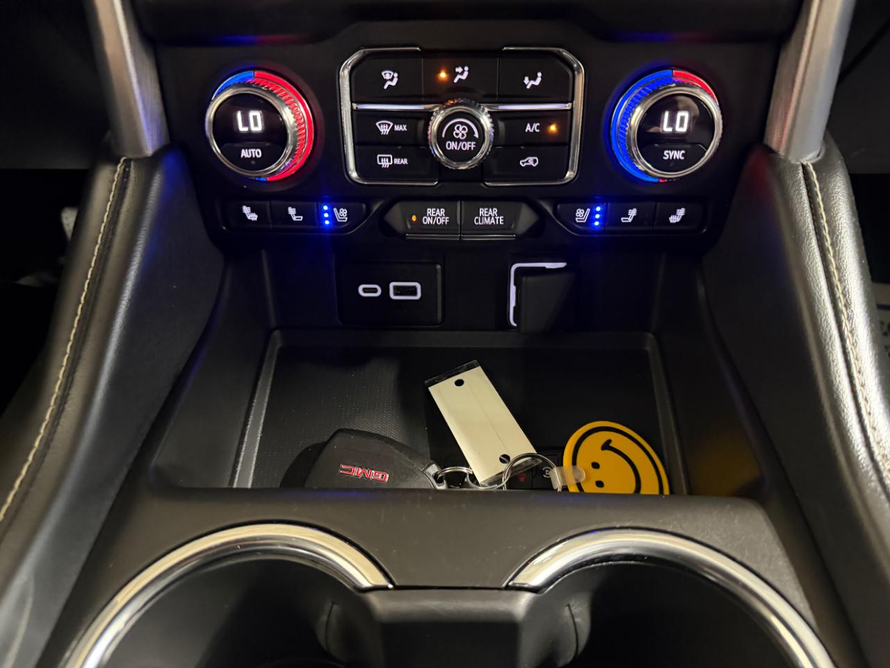 GMC Yukon 4WD 4dr SLT 2022