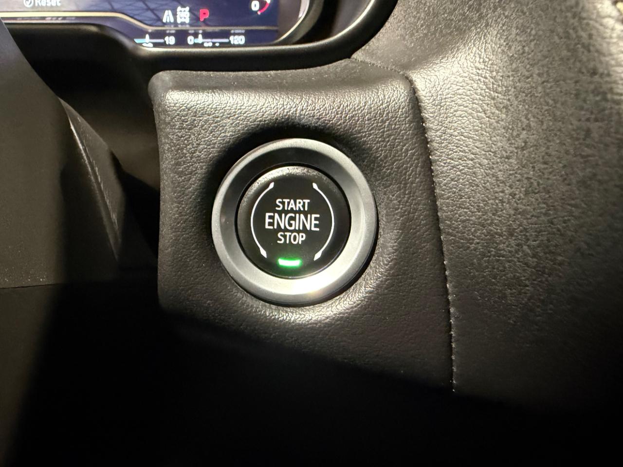 GMC Yukon 4WD 4dr SLT 2022