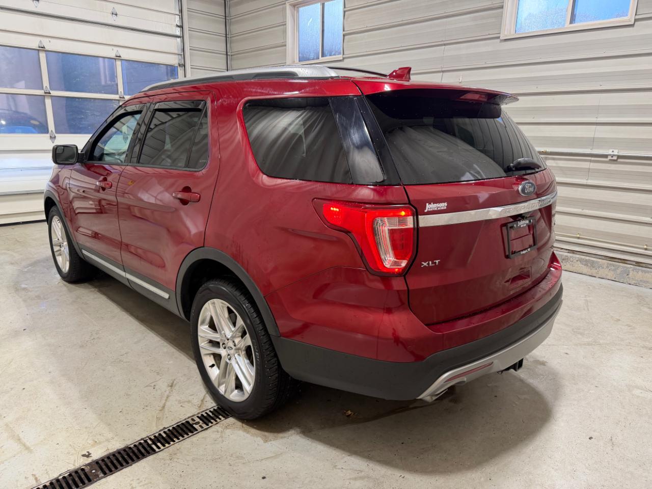 Ford Explorer 4WD 4dr XLT 2016