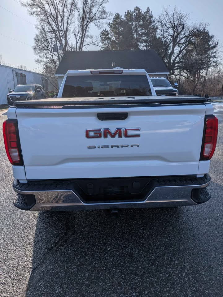 GMC Sierra 1500 SLE Crew Cab Short Box 4WD 2020