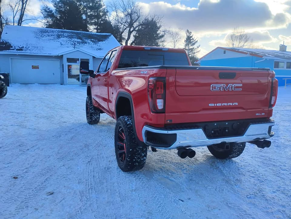 GMC Sierra 1500 SLE Double Cab 4WD 2021