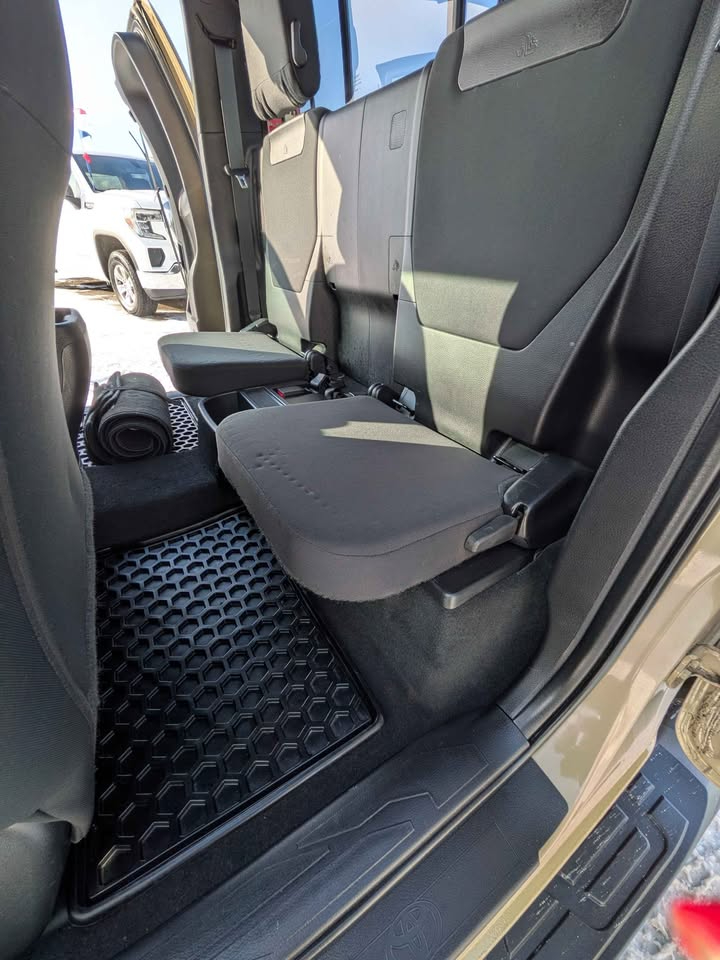 Toyota Tacoma TRD Off Road Double Cab 6' Bed V6 4x4 AT (Natl) 2020